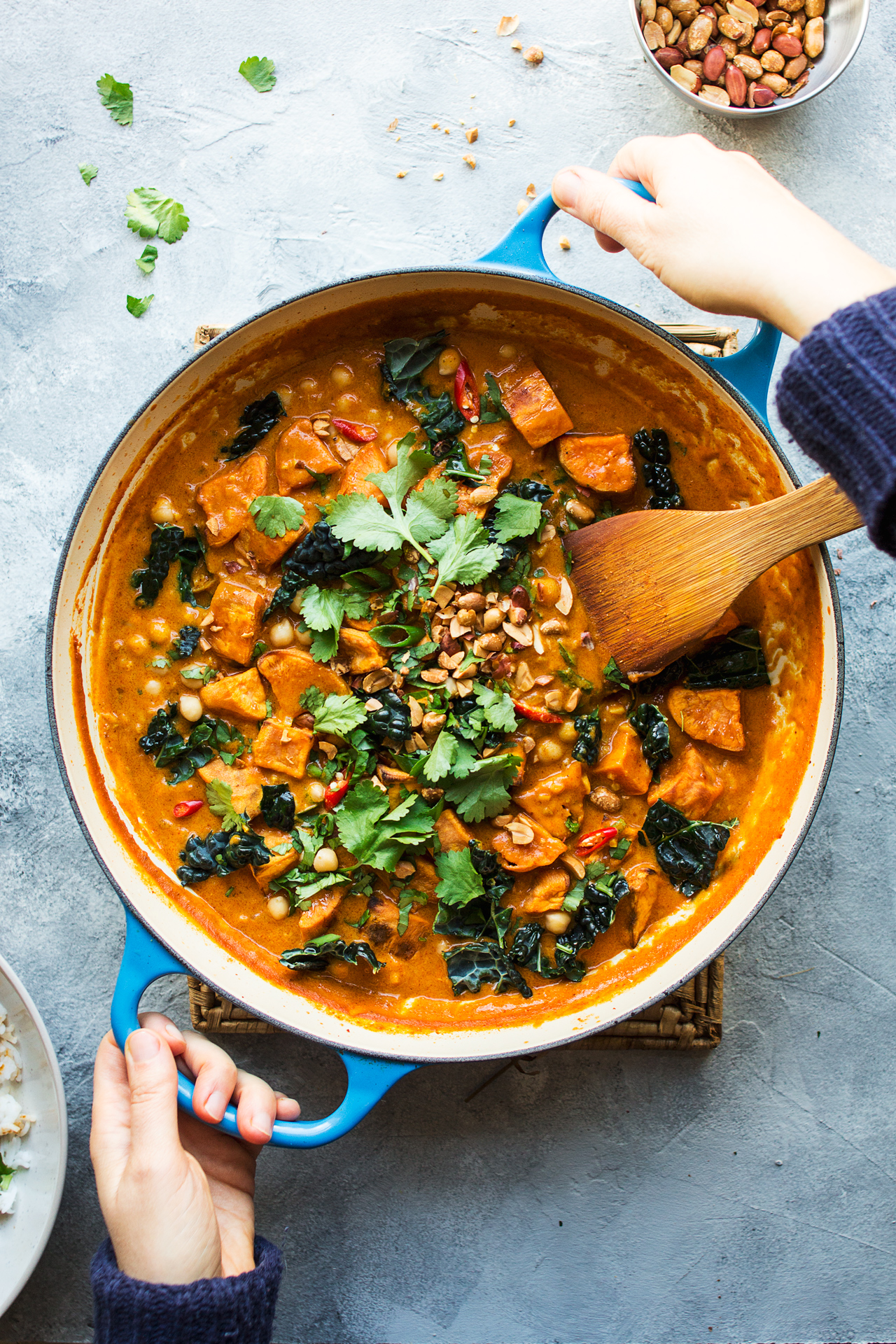Sweet Potato & Peanut Curry: A Heartwarming Delight