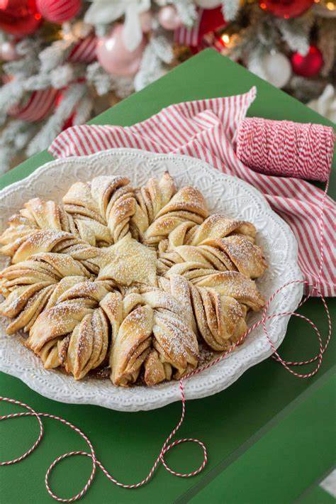 Holiday Star Bread
