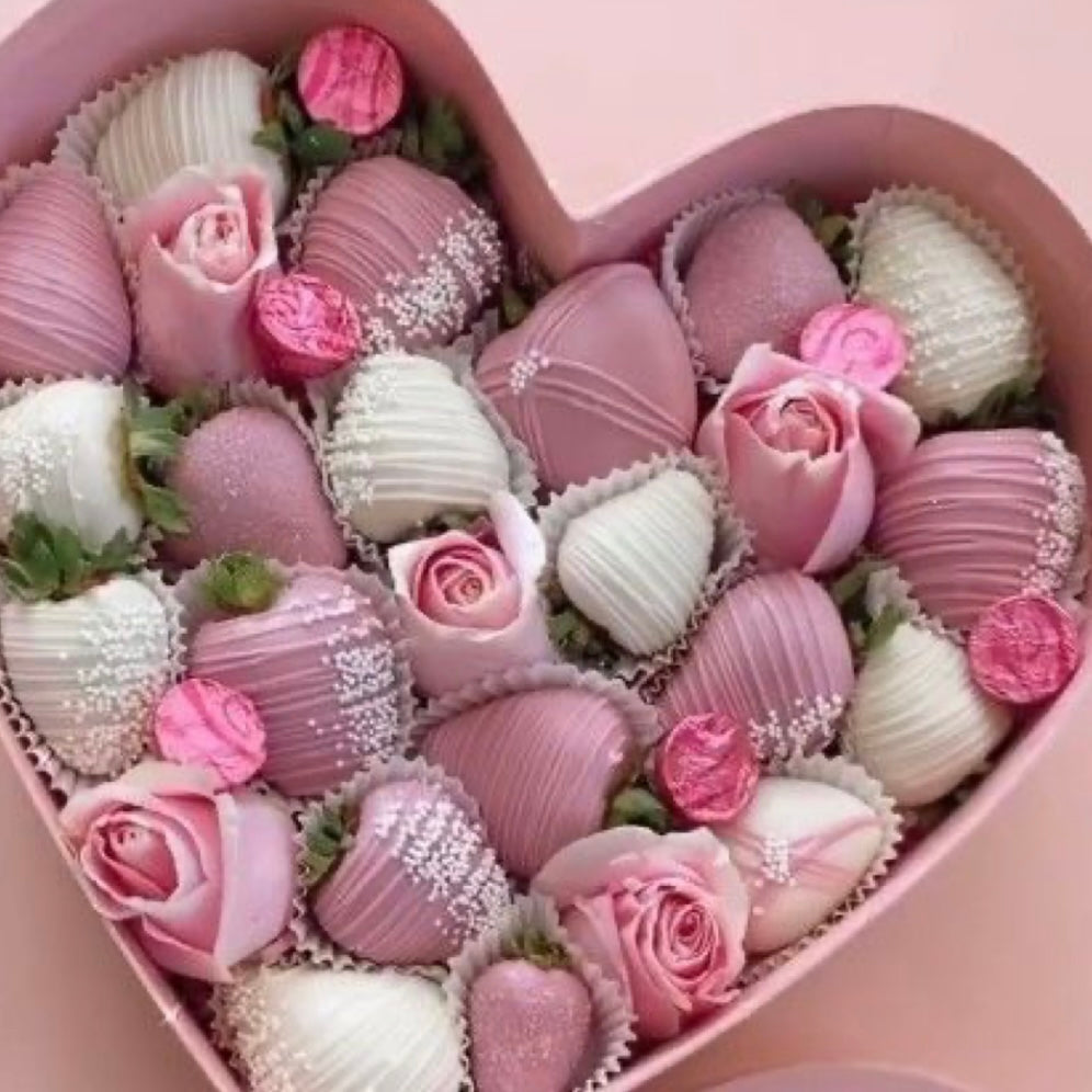 Dubai Chocolate Strawberry Dip