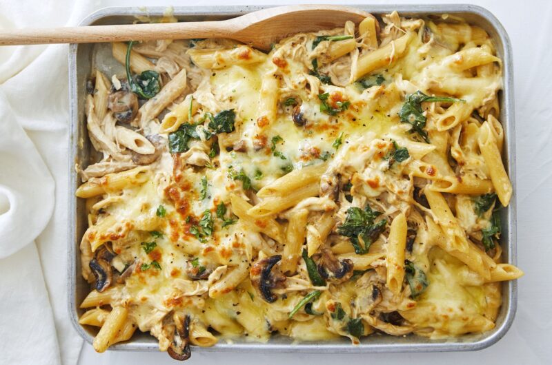 Creamy French Onion Chicken Pasta Bake