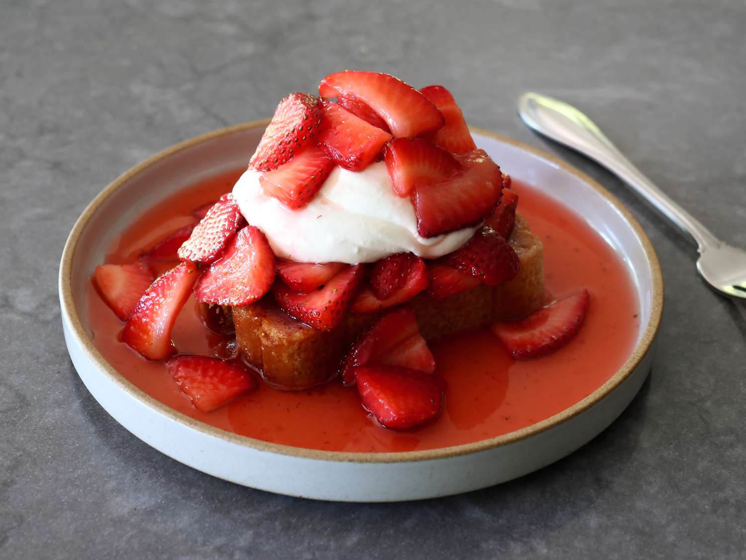 Strawberry Blender Cake